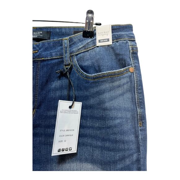 Judy Blue Women’s Relaxed Fit Jeans Size 32 Mid Rise Dark Wash NWT - Picture 9 of 10